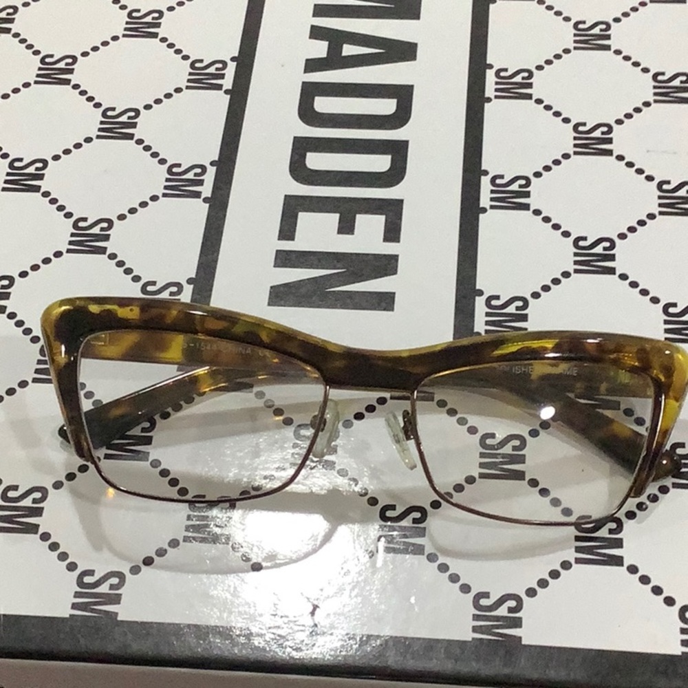 Faux Tortoise Shell Square Frame Sunglasses